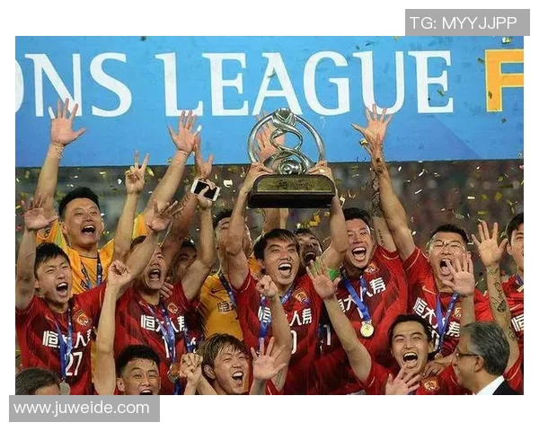 重庆足球队与上海足球队实力对比赛后分析与总结