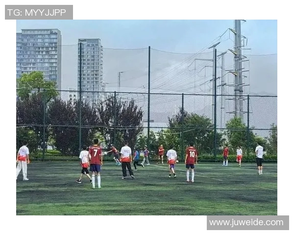 四岁小孩如何在足球场上崭露头角成为未来的足球明星